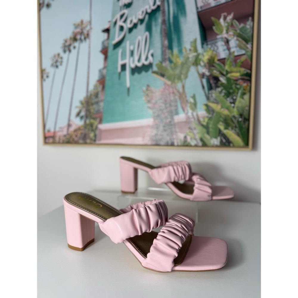 Ego Light Pink Faux Leather Scrunch Strap Block Heel Mules Sandals Slides Sz 11